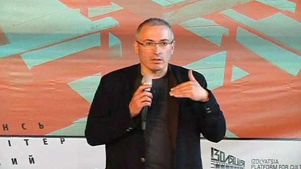 Oil tycoon Khodorkovsky downplays sanctions weapon in Ukraine crisis