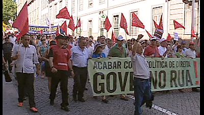 More protests in Portugal against public sector pay cuts More protests in Portugal against public sector pay cuts