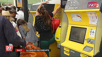 Second week of travel misery as French railway workers continue strike Second week of travel misery as French railway workers continue strike