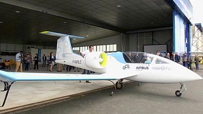 Electric aircraft takes flight Electric aircraft takes flight