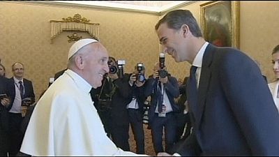 Spanish royal couple meet Pope Francis in The Holy See Spanish royal couple meet Pope Francis in The Holy See