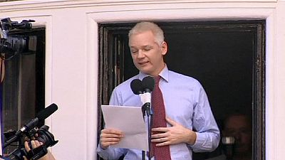 Assange loses bid to have arrest warrant overturned Assange loses bid to have arrest warrant overturned