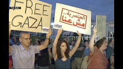 Pro-Gaza protests call to end Israeli action Pro-Gaza protests call to end Israeli action