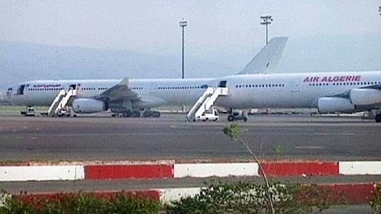 Não há sobreviventes da queda do avião da Air Algérie Não há sobreviventes da queda do avião da Air Algérie