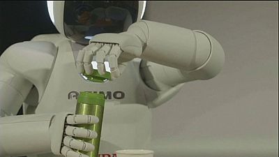 Brussels: Old robot, new hand Brussels: Old robot, new hand