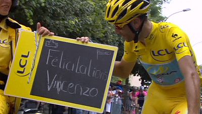 Vincenzo Nibali, vencedor da volta a França: “Fiz um ‘Tour’ de grande Nível” Vincenzo Nibali, vencedor da volta a França: “Fiz um ‘Tour’ de grande Nível”