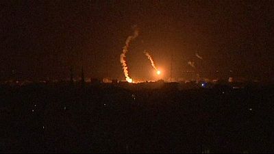 Gaza. Nuovi raid nella notte. Colpita scuola Onu a Jabaliya Gaza. Nuovi raid nella notte. Colpita scuola Onu a Jabaliya