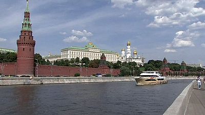 Russia defiant in face of tough EU-US sanctions Russia defiant in face of tough EU-US sanctions