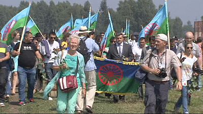 Roma remember victims of the Nazi genocide Roma remember victims of the Nazi genocide