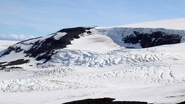 Orange alert: Iceland warns Europe’s airlines of possible volcanic eruption