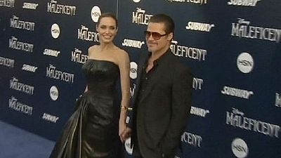Brad Pitt y Angelina Jolie vuelven al trabajo tras su boda Brad Pitt y Angelina Jolie vuelven al trabajo tras su boda