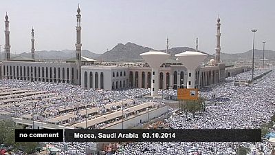 Two million Muslim pilgrims gather on Mount Arafat – nocomment Two million Muslim pilgrims gather on Mount Arafat – nocomment