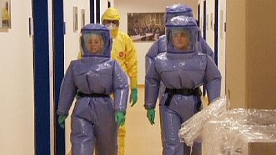 US tightens Ebola procedures for health workers US tightens Ebola procedures for health workers