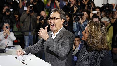Spain: Catalonia defies Madrid to hold non-binding ‘independence’ ballot Spain: Catalonia defies Madrid to hold non-binding ‘independence’ ballot