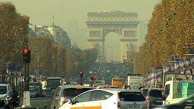 France revises deficit target for 2015 France revises deficit target for 2015