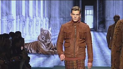 Androgyny, art and asymmetrical lines dominate Men’s Fashion Week in Milan Androgyny, art and asymmetrical lines dominate Men’s Fashion Week in Milan