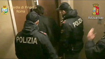 Italian police break up mafia drug ring in Rome Italian police break up mafia drug ring in Rome