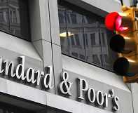 S&P revê nota russa para “lixo” S&P revê nota russa para “lixo”