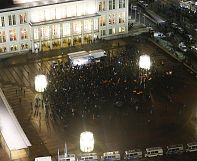 Germania: appena 1500 persone a manifestazione anti-Islam. Settimane fa, erano dieci volte tanto Germania: appena 1500 persone a manifestazione anti-Islam. Settimane fa, erano dieci volte tanto