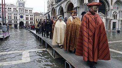 Venice Carnival under water Venice Carnival under water