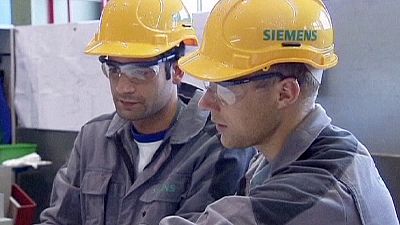 Siemens chases profitability by streamlining through 7,800 job cuts Siemens chases profitability by streamlining through 7,800 job cuts
