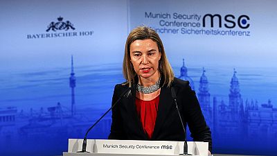 EU and US play down differences over response to Ukraine crisis EU and US play down differences over response to Ukraine crisis
