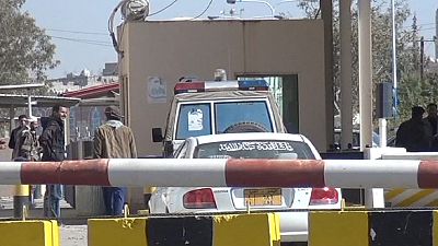 UK closes embassy in Yemen amid civil war fears UK closes embassy in Yemen amid civil war fears