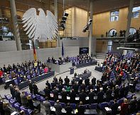 Germania vota ‘‘sì’‘ al piano di estensione degli aiuti ad Atene Germania vota ‘‘sì’‘ al piano di estensione degli aiuti ad Atene