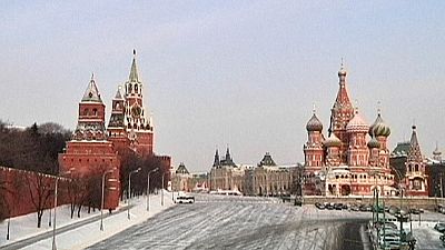 Russia to cut its deficit woes by dipping into its savings Russia to cut its deficit woes by dipping into its savings