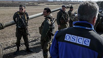 Ukraine: Reports of fresh casualties put truce under strain Ukraine: Reports of fresh casualties put truce under strain