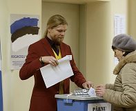 Estonia votes in election amid concerns over Russia Estonia votes in election amid concerns over Russia