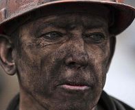 The recovery of bodies goes on after Donetsk mine blast The recovery of bodies goes on after Donetsk mine blast