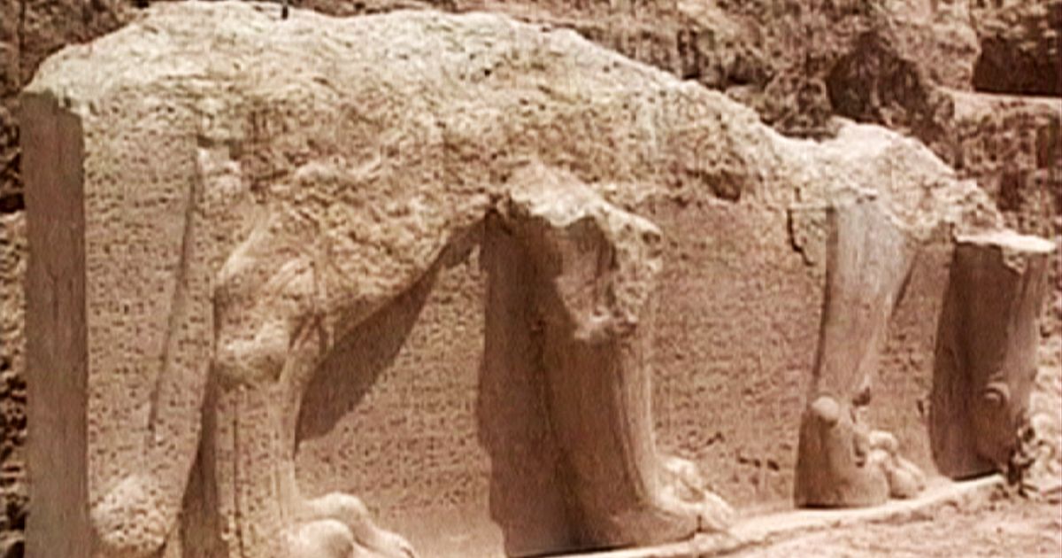 external image 1200x630_301637_el-grupo-estado-islamico-arrasa-namru.jpg?1425632467