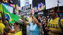 Cientos de miles de brasileños reclaman la dimisión de Rouseff por corrupción