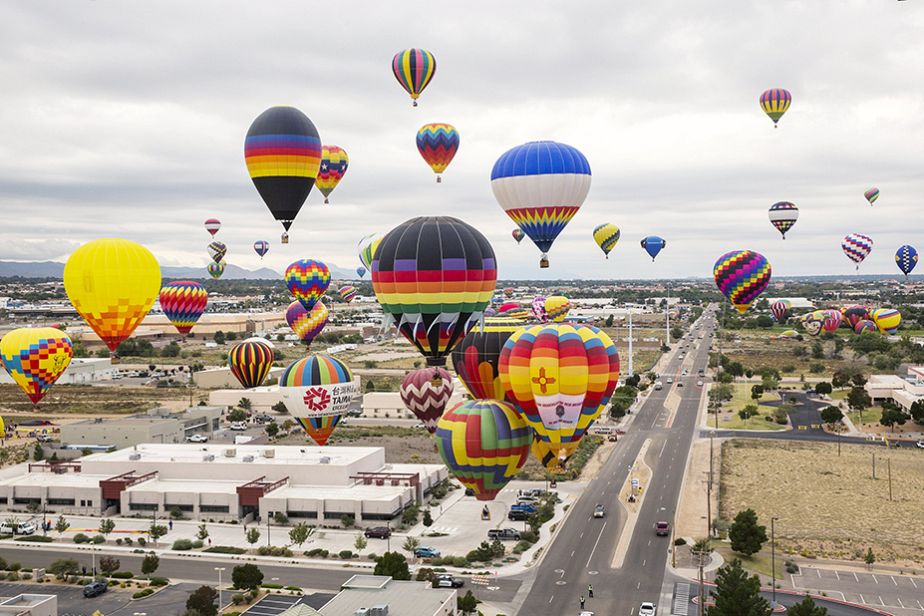 Un ciel constellé de montgolfières à Albuquerque