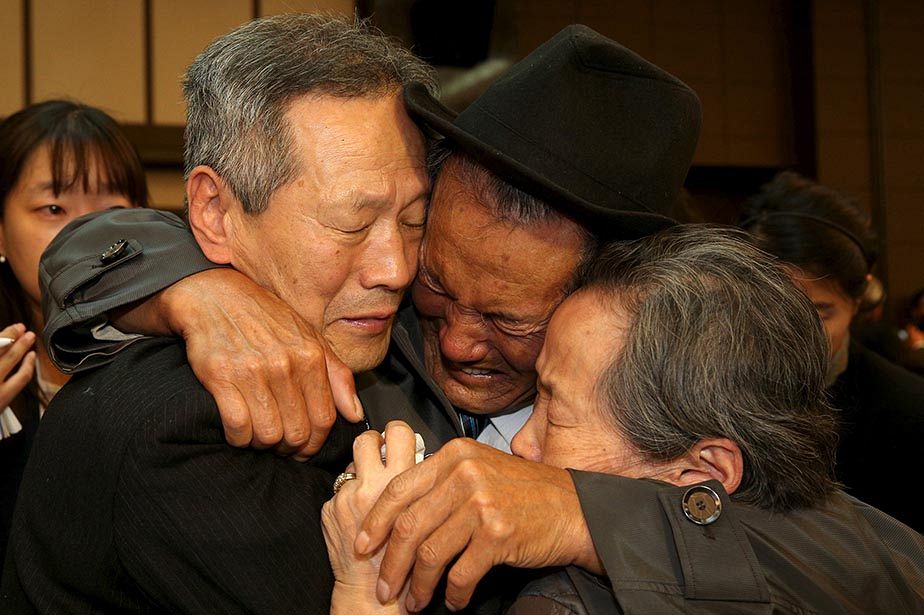 ​Au revoir émouvant après les retrouvailles de familles sud et nord-coréennes