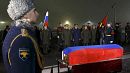 Rusia rinde tributo a Oleg Peshkov, el piloto del bombardero ruso derribado la semana pasada