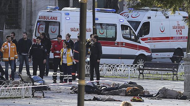 کشته شدن ۱۰ نفر بر اثر انفجار در استانبول