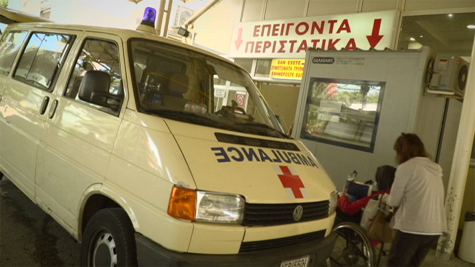 Греція робить медицину безкоштовною для безробітних