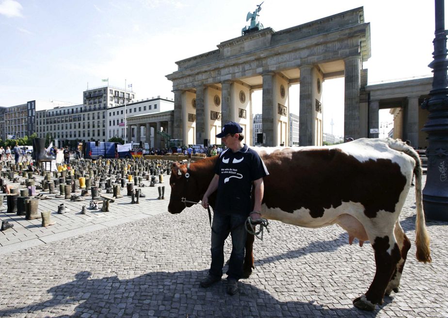 Allemagne : des producteurs ont manifesté devant la Porte de Brandebourg