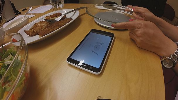 «Splendid Project»: Μηχάνημα μετράει τις μπουκιές σας για να μην παχύνετε