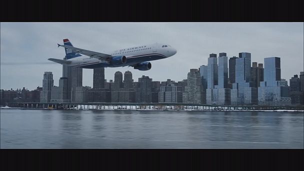 «Sully»: Ο Τομ Χανκς ερμηνεύει τον αμερικανό πιλότο - ήρωα