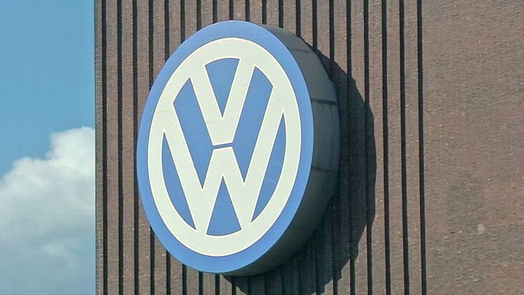 VW Investors Sue The Car Giant For 8 2 Billion Euros German Court