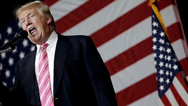 Donald Trump: "Hillary Clinton kocasına bile sadik değil"