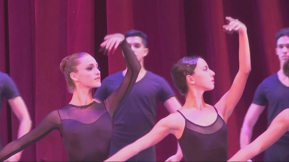 Cuba puts its best foot forward for world ballet festival - euronews