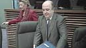 Greece in disciplinary purgatory over euro-entry accounts