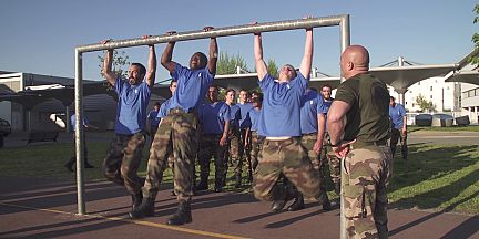 Insiders: French civilians take action on terror