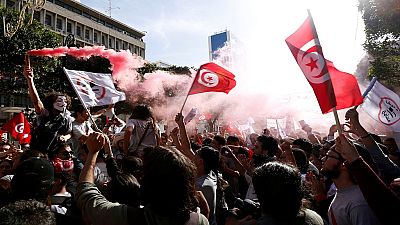 Χιλιάδες Τυνήσιοι πορεία κατά της διαφθοράς