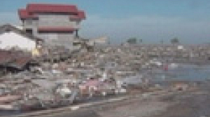 Raz-de-marée : 345 salriés d’une usine Lafarge portés disparus en Indonésie