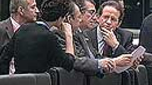 European finance ministers agree to join in averting crises